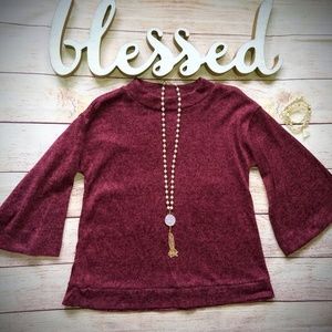 Wine Hacci sweater with bell sleeves